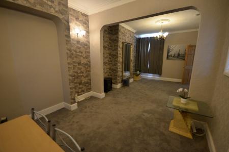 3 bedroom Terraced House to let in Heneage Road, Grimsby, DN32