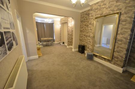 3 bedroom Terraced House to let in Heneage Road, Grimsby, DN32
