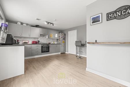 4 bedroom Detached house for sale in Cromwell Close, Grimsby, DN31