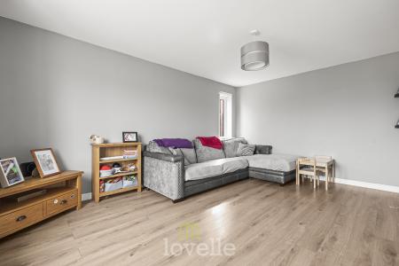 4 bedroom Detached house for sale in Cromwell Close, Grimsby, DN31