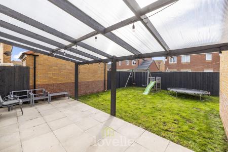 4 bedroom Detached house for sale in Cromwell Close, Grimsby, DN31