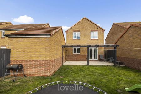 4 bedroom Detached house for sale in Cromwell Close, Grimsby, DN31
