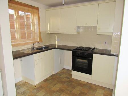 2 bedroom Town house to let in Leakes Court, James Street, Louth, LN11