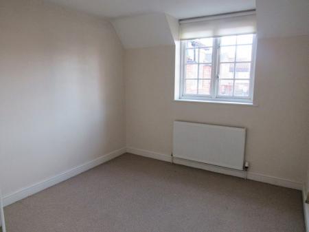 2 bedroom Town house to let in Leakes Court, James Street, Louth, LN11