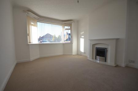 2 bedroom Bungalow to let in Windermere Avenue, Scartho, Grimsby, DN33