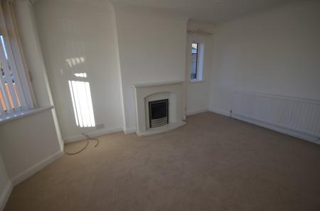 2 bedroom Bungalow to let in Windermere Avenue, Scartho, Grimsby, DN33