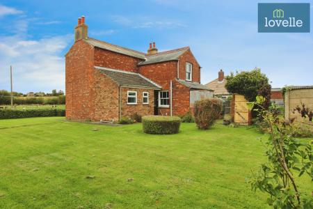 3 bedroom Detached house for sale in Louth Road, Fotherby, LN11