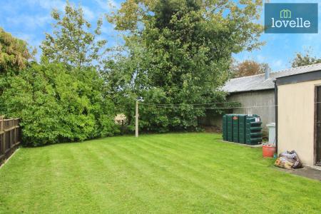 2 bedroom Semi-detached bungalow for sale in Jubilee Road, North Somercotes, LN11