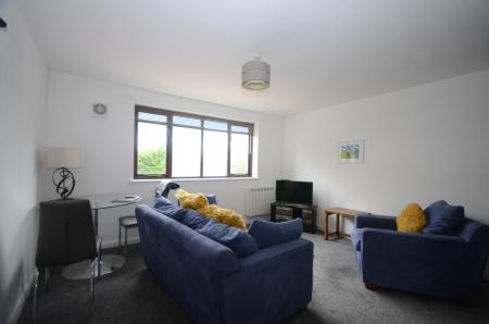 1 bedroom Flat to let in Limber Court, Grimsby, DN34