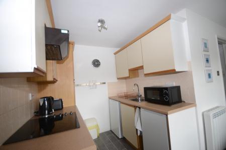 1 bedroom Flat to let in Limber Court, Grimsby, DN34