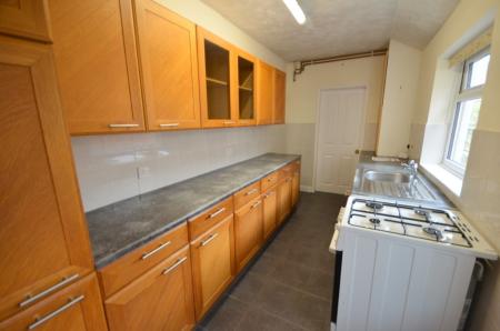 2 bedroom Terraced House to let in St Heliers Road, Cleethorpes, DN35