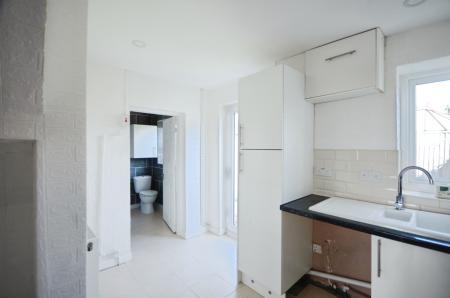 2 bedroom Terraced House to let in Golf Road, Mablethorpe, LN12