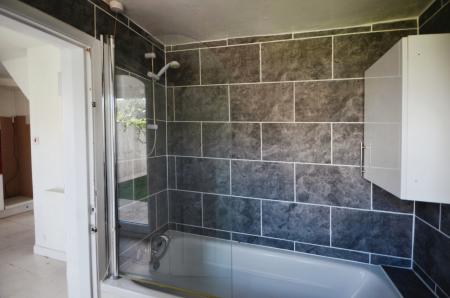 2 bedroom Terraced House to let in Golf Road, Mablethorpe, LN12