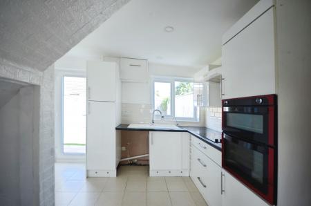 2 bedroom Terraced House to let in Golf Road, Mablethorpe, LN12