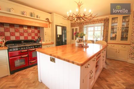 5 bedroom Detached house for sale in Carlton Road, Manby, LN11