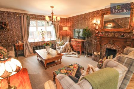 5 bedroom Detached house for sale in Carlton Road, Manby, LN11