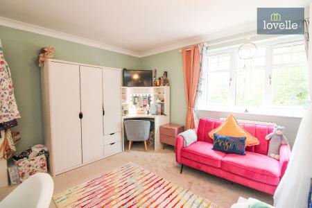 5 bedroom Detached house for sale in Carlton Road, Manby, LN11
