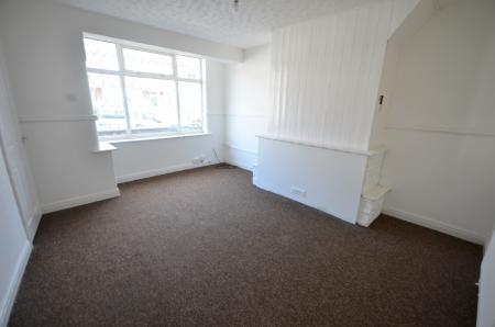 2 bedroom Terraced House to let in Springbank, Grimsby, DN34