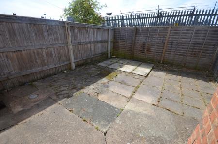 2 bedroom Terraced House to let in Springbank, Grimsby, DN34