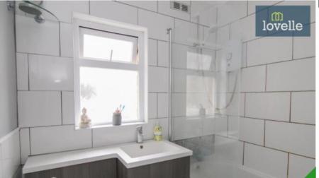 3 bedroom Terraced House to let in Convamore Road, Grimsby, DN32