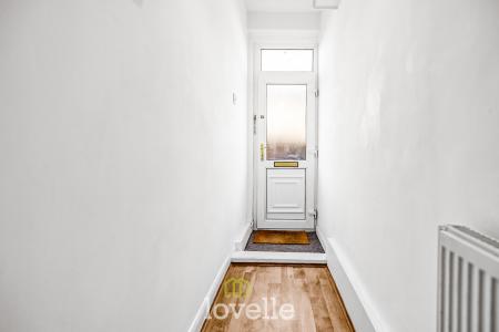 2 bedroom Terraced House for sale in Lord Street, Grimsby, DN31