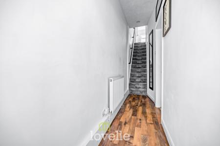 2 bedroom Terraced House for sale in Lord Street, Grimsby, DN31