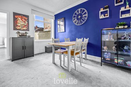 2 bedroom Terraced House for sale in Lord Street, Grimsby, DN31