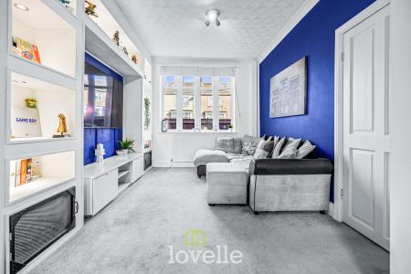 2 bedroom Terraced House for sale in Lord Street, Grimsby, DN31