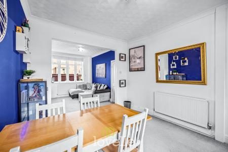 2 bedroom Terraced House for sale in Lord Street, Grimsby, DN31