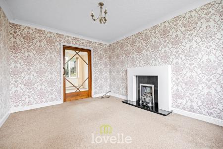 3 bedroom Detached house for sale in Manor Close, Keelby, DN41