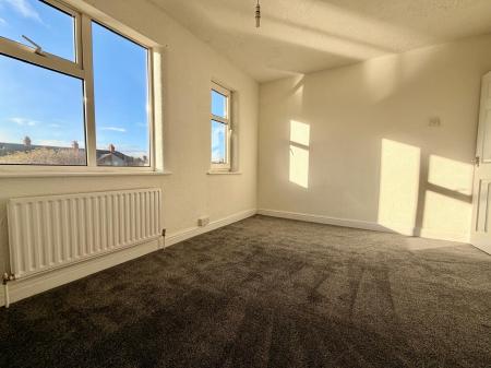 2 bedroom Terraced House to let in Haycroft Street, Grimsby, DN31