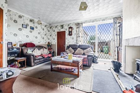 3 bedroom End of terrace house for sale in Yarborough Road, Grimsby, DN34