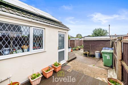 3 bedroom End of terrace house for sale in Yarborough Road, Grimsby, DN34