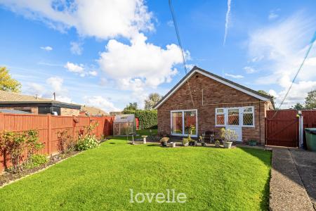 3 bedroom Detached bungalow for sale in Balfour Place, Immingham, DN40