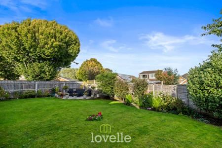 4 bedroom Detached house for sale in Archer Road, Waltham, DN37