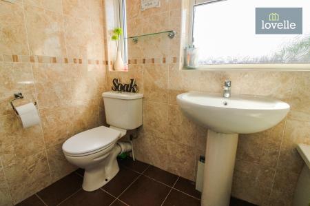 3 bedroom Semi-detached house for sale in Fury Avenue, Grimoldby, LN11