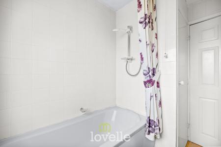 3 bedroom Detached house for sale in Woodlands Avenue, Immingham, DN40