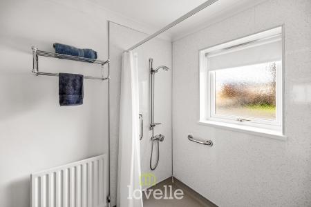 1 bedroom Flat for sale in Briar Lane, Scartho, Grimsby, DN33