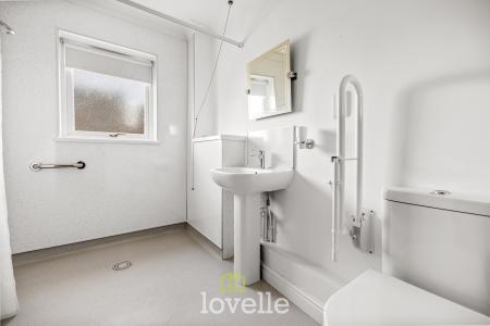 1 bedroom Flat for sale in Briar Lane, Scartho, Grimsby, DN33