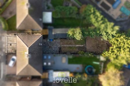 3 bedroom Semi-detached house for sale in Seamer Grove, Grimsby, DN32