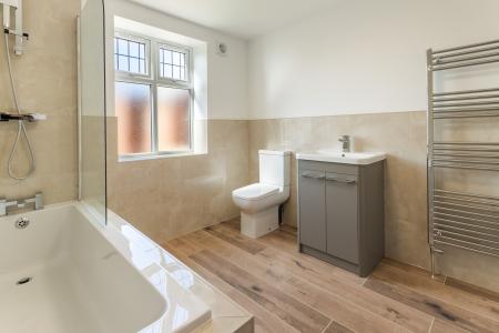 4 bedroom Detached house for sale in SHOW HOME, The Elms, Abbey Road, Grimsby, DN32