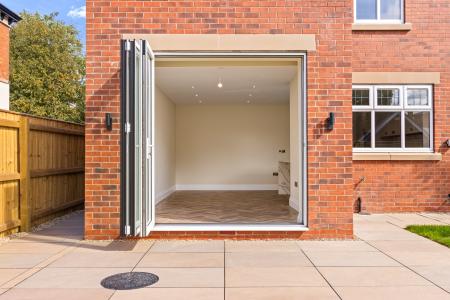 4 bedroom Detached house for sale in SHOW HOME, The Elms, Abbey Road, Grimsby, DN32