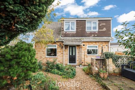 3 bedroom Detached house for sale in Mulberry Close, Keelby, DN41