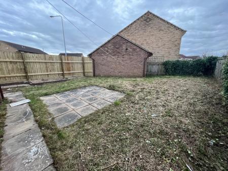 4 bedroom Detached house to let in Nelson Way, Grimsby, DN34