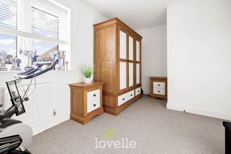 4 bedroom Detached house for sale in Edinburgh Way, Scartho Top, Grimsby, DN33