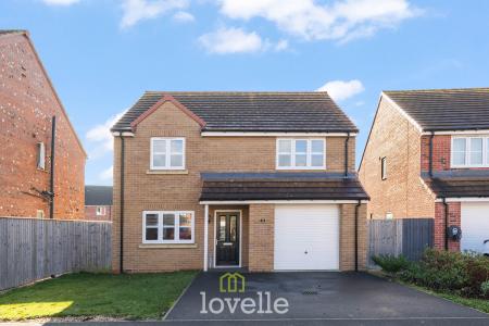 4 bedroom Detached house for sale in Edinburgh Way, Scartho Top, Grimsby, DN33