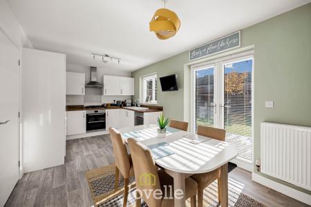 4 bedroom Detached house for sale in Edinburgh Way, Scartho Top, Grimsby, DN33