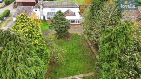 4 bedroom Detached house for sale in North Road, Tetford, LN9