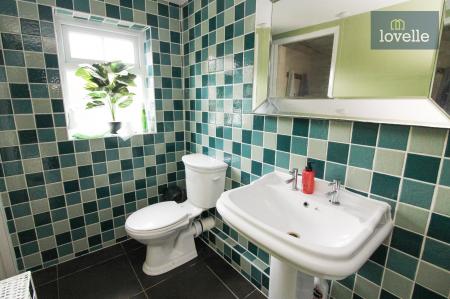 4 bedroom Detached house for sale in North Road, Tetford, LN9