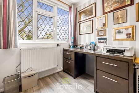 3 bedroom Semi-detached house for sale in St Crispin Close, North Killingholme, DN40